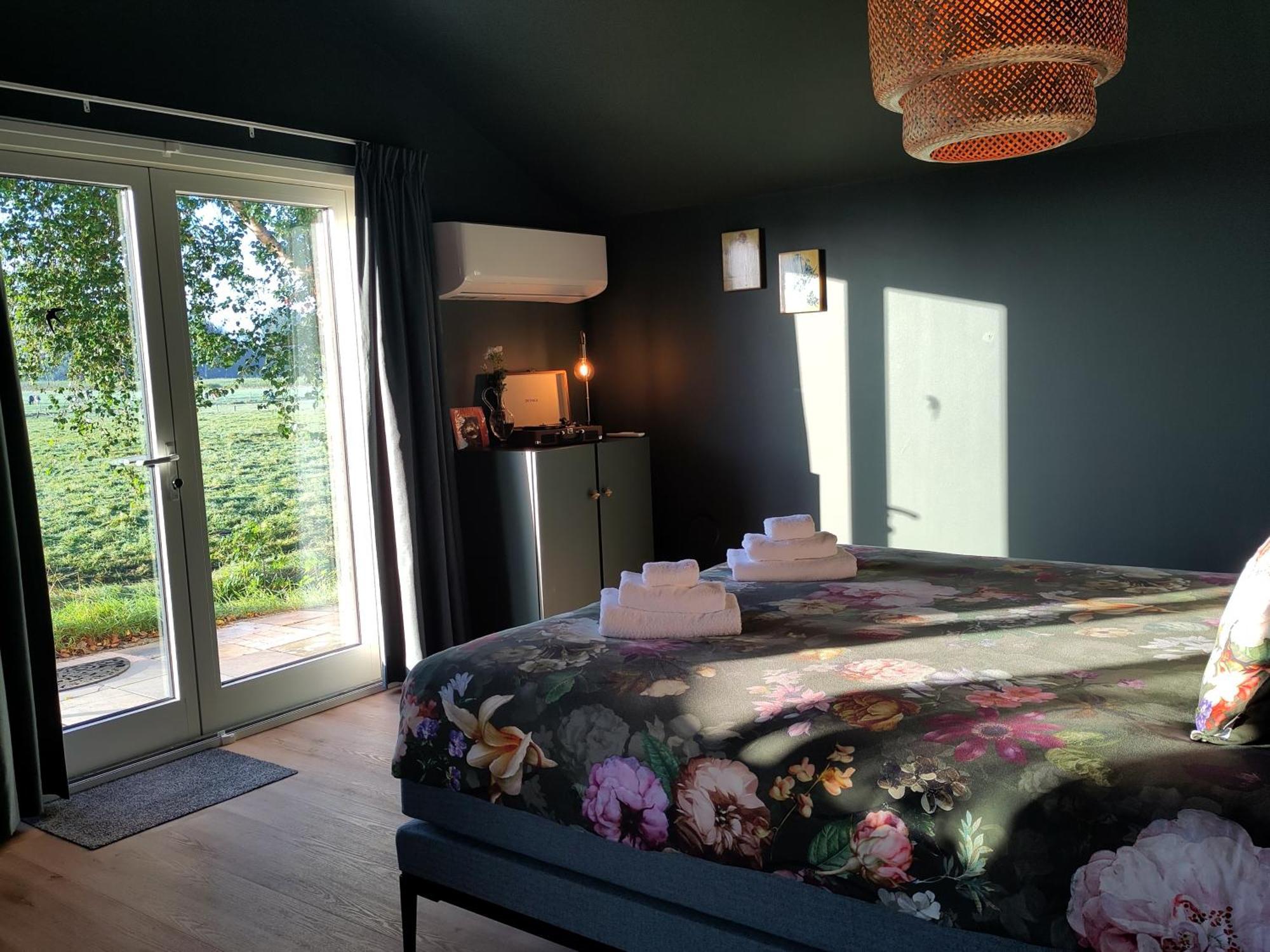 'T Voske Bed & Breakfast Zundert ภายนอก รูปภาพ